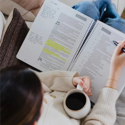 Bible Guide - 52 Week Journal & Devotional